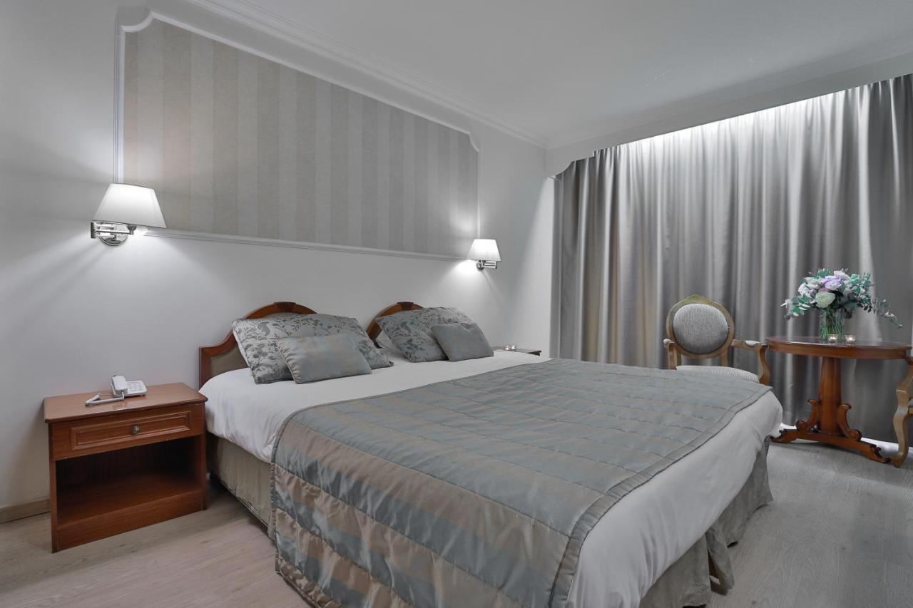 Odysseia Hotel Kapetanios Limassol Kültér fotó